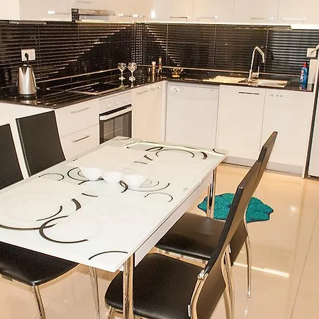 Apartman Crystal Garden